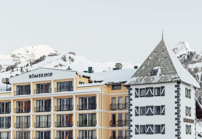 Advent time at the 4-star-superior hotel Obertauern