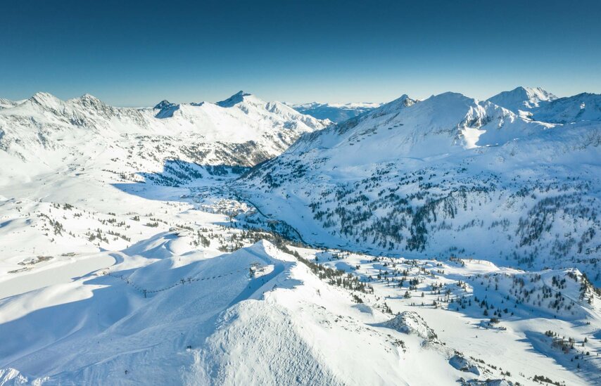 Unforgettable skiing fun - 4-star hotel Obertauern