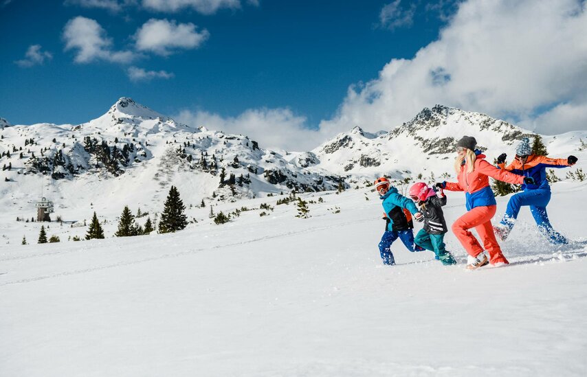 Winter holidays with kids, offer for families Obertauern